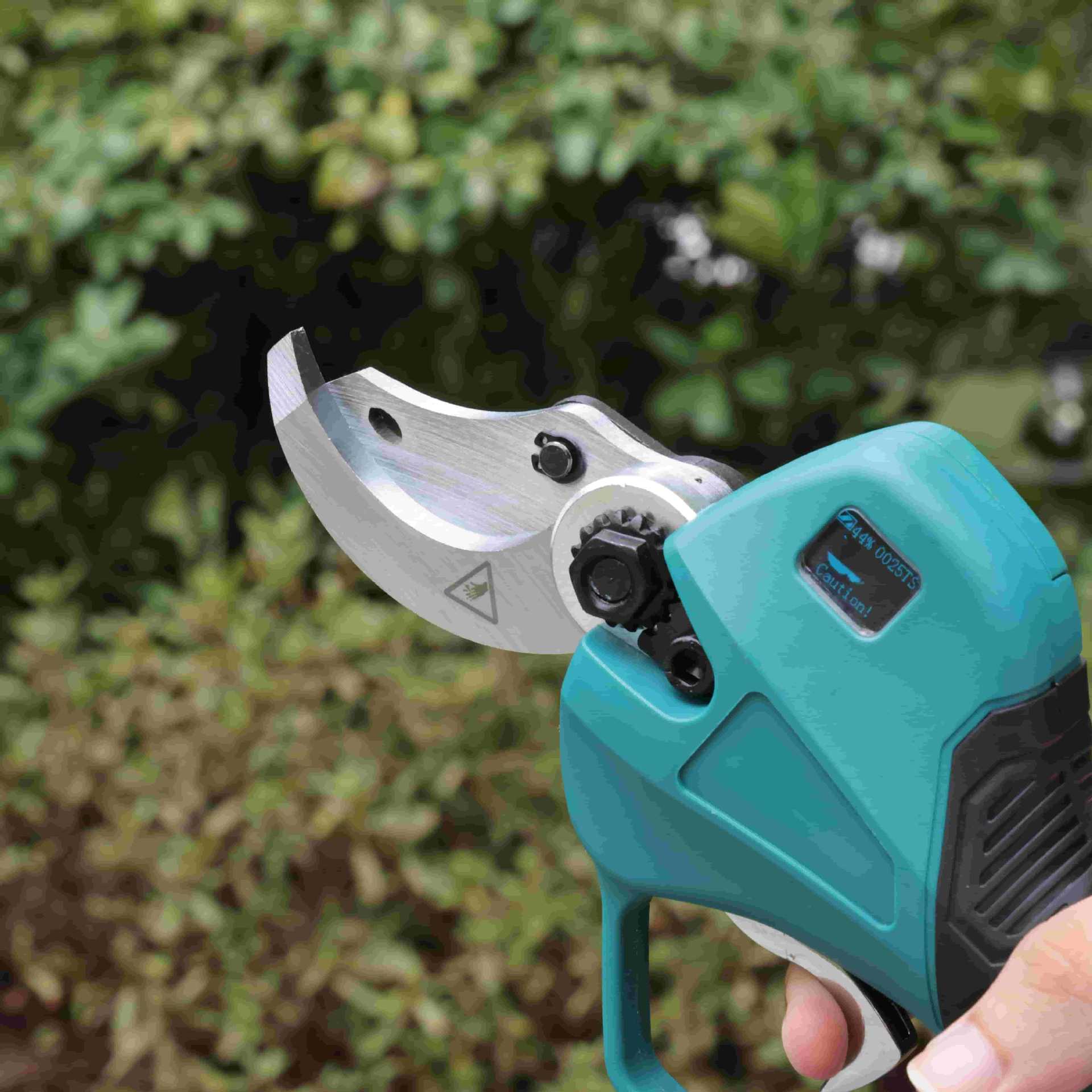 Elektryczne nożyce ogrodnicze  – Pruning Shears recenzja i cena