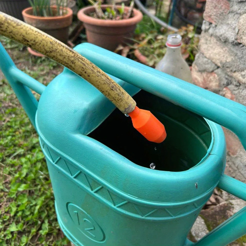 Samozasysająca pompa syfonowa  – Trowel Garden Tools recenzja i cena